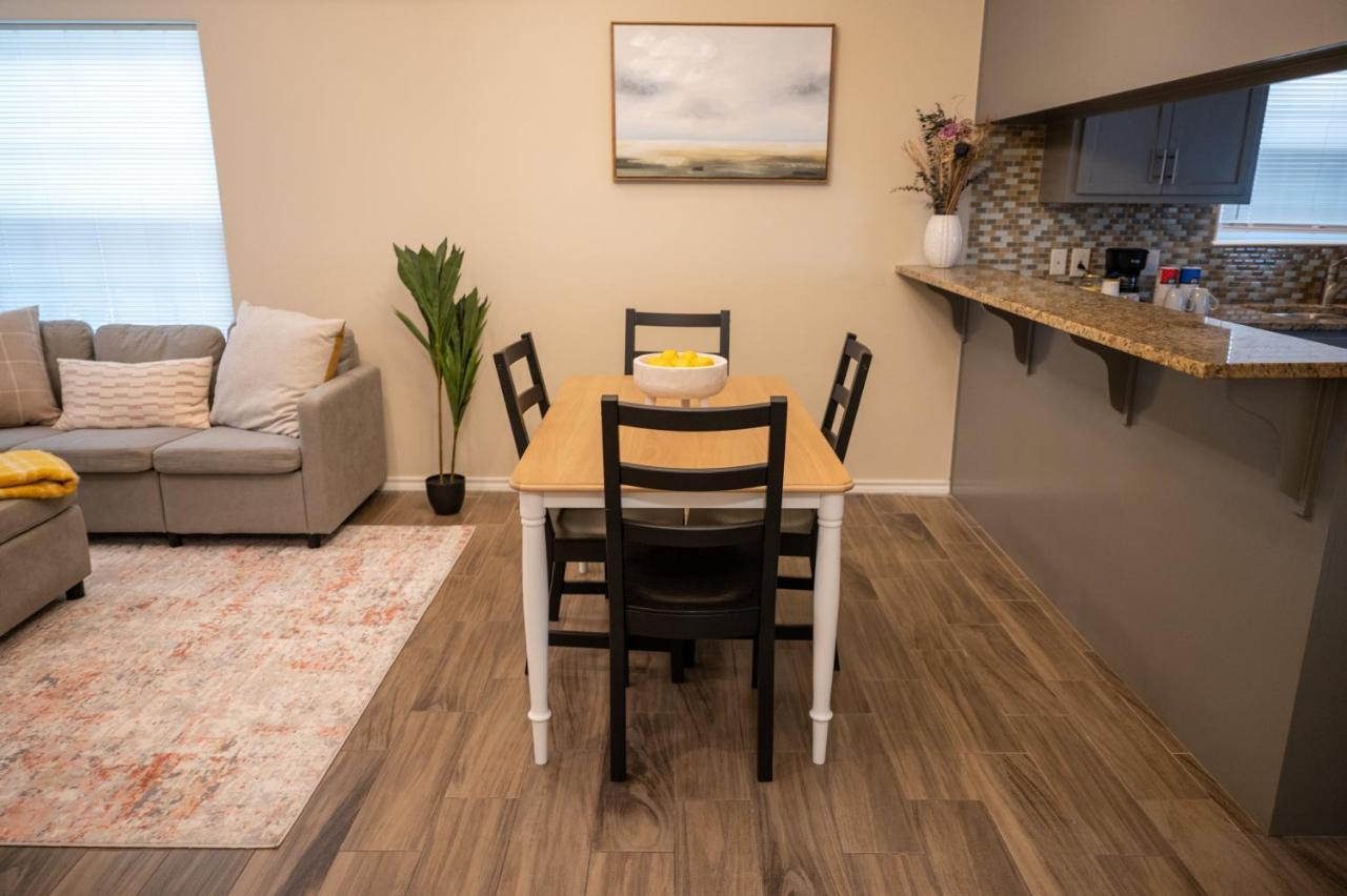 Apartamento Fabulous King Size Bed In A Gated Neighborhood! Edinburg Exterior foto