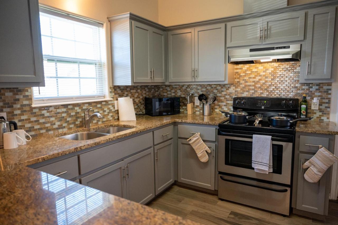 Apartamento Fabulous King Size Bed In A Gated Neighborhood! Edinburg Exterior foto