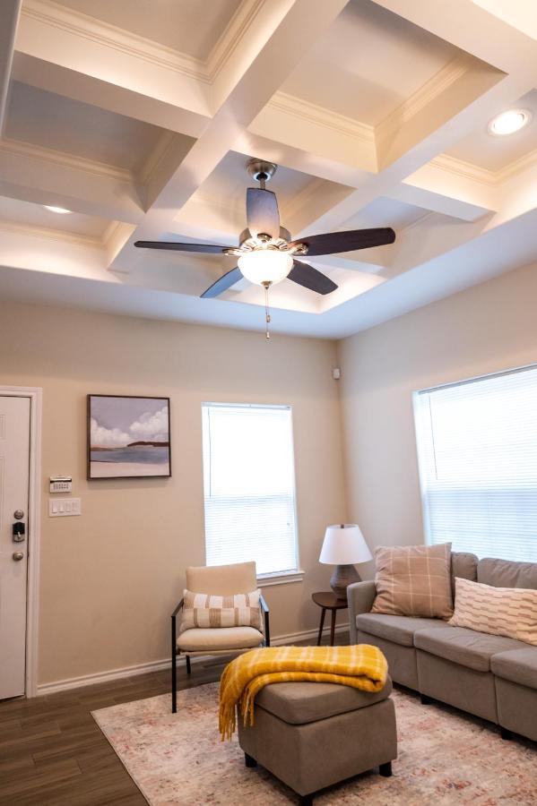Apartamento Fabulous King Size Bed In A Gated Neighborhood! Edinburg Exterior foto