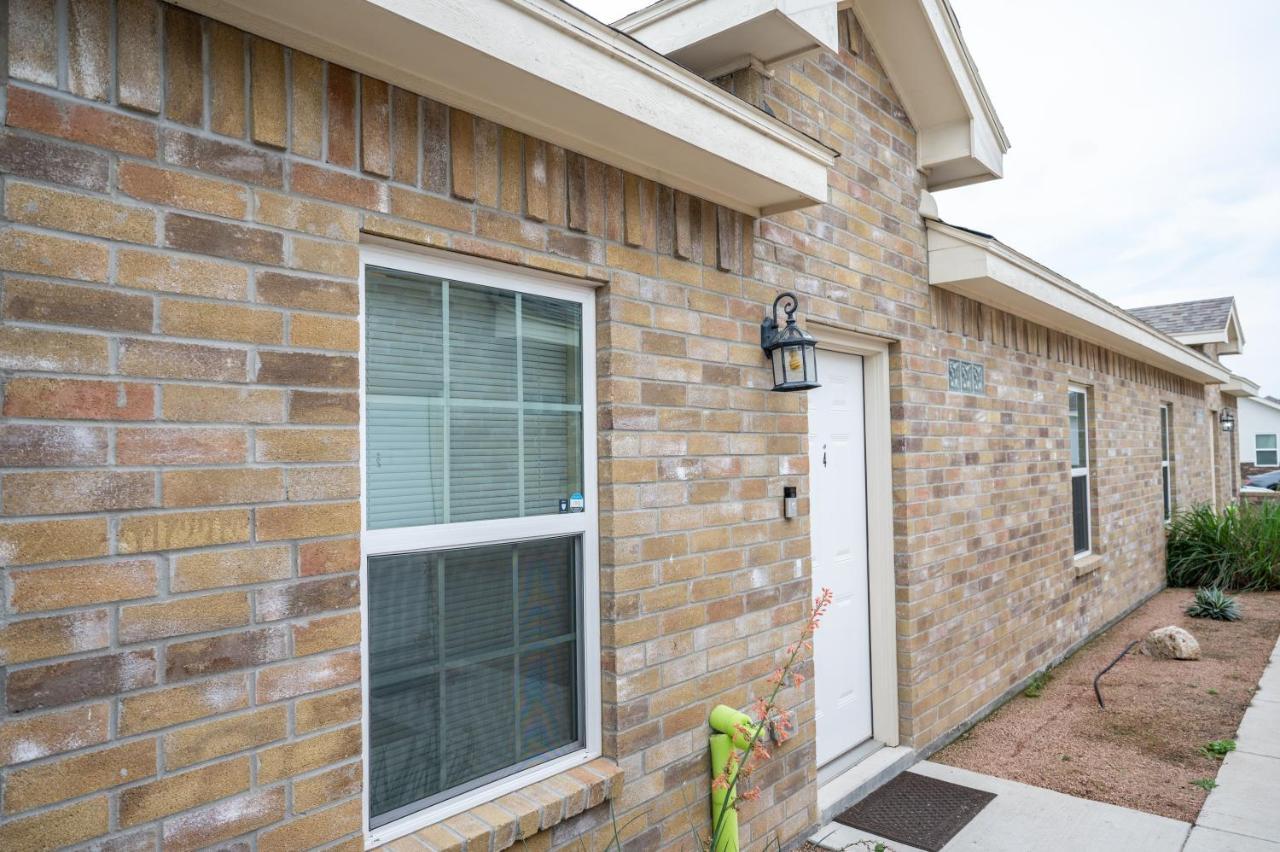 Apartamento Fabulous King Size Bed In A Gated Neighborhood! Edinburg Exterior foto