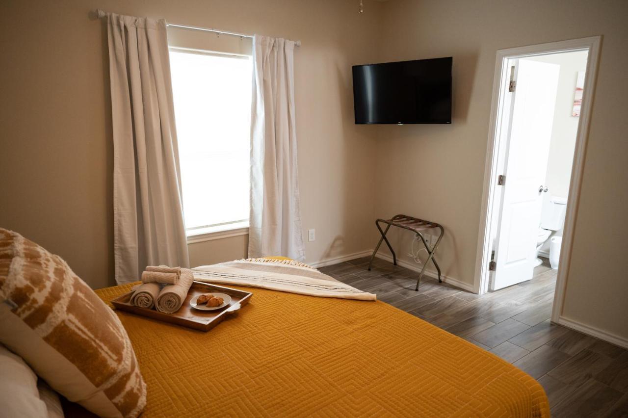 Apartamento Fabulous King Size Bed In A Gated Neighborhood! Edinburg Exterior foto